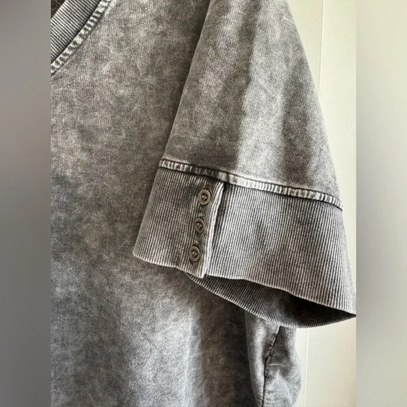 Jane and Delancey Washed Charcoal V-Neck Tunic - Picture 4 of 8